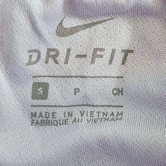 Womens Nike Dri Fit Shorts Size small purple - Picture 7 of 7